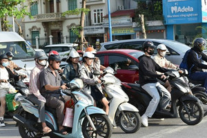 Một phường của Hà Nội thông báo khẩn trước tin thí điểm cấm xe xăng