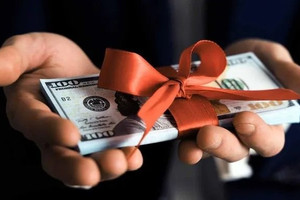 Một cổ phiếu sàn HNX nổi sóng tăng trần ngay trước thềm chốt trả cổ phiếu thưởng tỷ lệ 100%