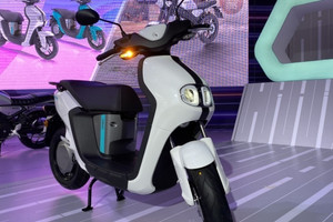Mẫu ‘siêu xe máy điện’ của Yamaha giảm giá mạnh lên 20 triệu đồng: Công nghệ đẳng cấp châu Âu, thiết kế đậm chất tương lai