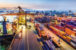 Xuất khẩu hàng hóa 7 tháng đầu năm vượt kỳ vọng
