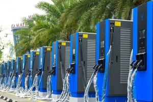Chuẩn hóa trụ sạc xe điện: Cuộc chơi sắp 'vào khuôn' tại Việt Nam