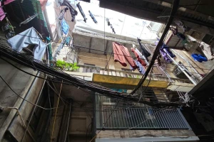 Xử phạt công trình chồng tầng trái phép sát hồ Gươm 110 triệu đồng, không tự tháo dỡ sẽ cưỡng chế