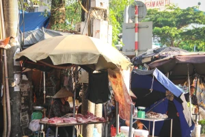 Muốn xóa chợ tạm Hà Nội: Phải có hạ tầng, phải đổi thói quen