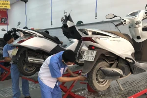 Mách nước 'tân trang' xe máy cũ, ngăn ngừa phát thải