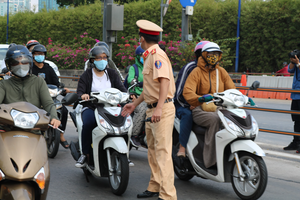 Bộ Công an công bố đường dây nóng đến toàn bộ người dân tham gia giao thông