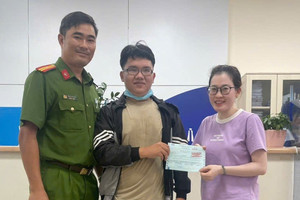 Chị H. chuyển khoản 205 triệu đồng vào tài khoản ngân hàng ACB, 1 ngày sau công an mời lên làm việc