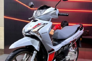 Bất ngờ với Honda Wave 125i bản đặc biệt: Số lượng hiếm, giá gây tò mò