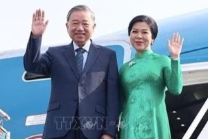 Tổng Bí thư Tô Lâm và Phu nhân lên đường thăm cấp Nhà nước Hàn Quốc