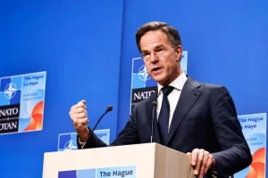 NATO cam kết cung cấp vũ khí cho Ukraine trước thềm thượng đỉnh Nga - Mỹ