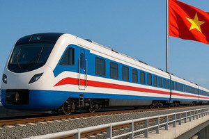 VinSpeed đề xuất 2 tuyến đường sắt tốc độ cao trong năm 2025