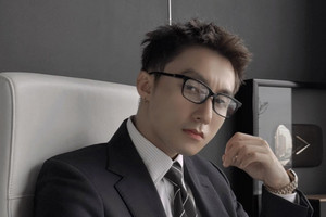 Công ty của Sơn Tùng M-TP bị cưỡng chế thuế, điều gì xảy ra?