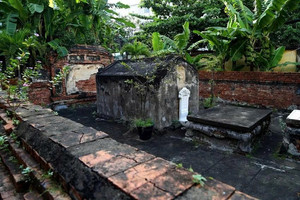 Mộ cổ 200 năm bề thế bậc nhất Sài Gòn, chủ nhân là một 'Ngũ Hổ tướng' hiển hách