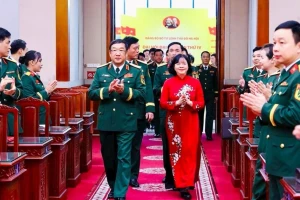 Bà Bùi Thị Minh Hoài giữ chức Bí thư Đảng uỷ Bộ Tư lệnh Thủ đô