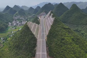 Một cường quốc ‘xẻ đôi’ ngọn núi, xây dựng cao tốc tới cây cầu 8.000 tỷ cao nhất thế giới