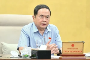 Chủ tịch Quốc hội: Miễn học phí là ‘một quyết định lịch sử chưa từng có’