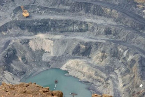 Công ty sản xuất pin lớn nhất thế giới dừng khai thác mỏ lithium chiếm 4% nguồn cung toàn cầu