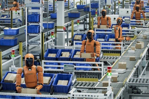 Trung Quốc viết lại luật chơi: Xuất khẩu cả một mô hình sản xuất sử dụng AI hiệu quả đến tàn khốc