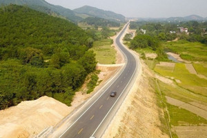 Liên danh Vinaconex (VCG) tham gia đấu thầu gói 1.200 tỷ đồng xây cao tốc Hòa Bình - Mộc Châu