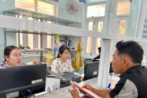 Khánh Hòa chi 200 tỷ đồng hỗ trợ cán bộ sau sáp nhập