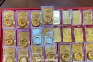 Giá vàng Việt Nam 'bỏ xa' thế giới gần 18 triệu đồng/lượng