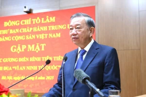 80 năm - Vinh quang Công an nhân dân Việt Nam