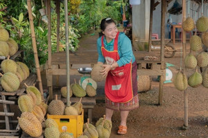 Hai nước láng giềng của Việt Nam tận dụng lợi thế 'nhất cự ly', chinh phục thị trường sầu riêng Trung Quốc