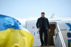 Tổng thống Ukraine đến Washington, chuẩn bị gặp Tổng thống Mỹ Donald Trump