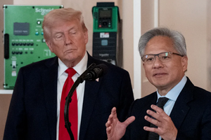 Cho phép xuất khẩu chip Nvidia sang Trung Quốc, ông Trump bị chỉ trích dữ dội