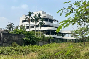 Tổ hợp thương mại dịch vụ 200 tỷ trên đất nhà máy bia bỏ hoang nhiều năm, tương lai vẫn vô định