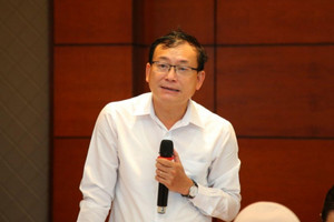GS.TS Nguyễn Quang Tuyến: Muốn bình ổn thị trường bất động sản không thể chỉ nói đến giá đất