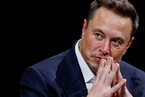 Buồn của Elon Musk: Tesla bị cơ quan Mỹ ‘sờ gáy’, lợi nhuận tiếp tục sụt giảm