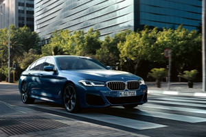 THACO AUTO tung ưu đãi cực lớn, khách mua BMW iX3 hời như được tặng thêm Mazda CX-30, Peugeot 2008 Allure