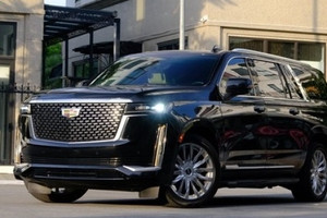 Siêu SUV Mỹ được rao bán tại Việt Nam với giá hơn 10 tỷ đồng: Là 'phòng khách di động' trang bị tân tiến, chung động cơ với VinFast President
