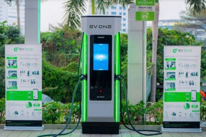 Bộ Công Thương đề xuất bổ sung khung giá điện cho trạm sạc xe điện