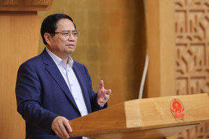 Thủ tướng: Việc giải quyết thủ tục cho người dân, doanh nghiệp phải đặt lên hàng đầu