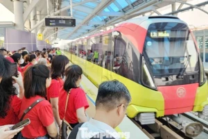 Miễn phí xe buýt và tàu điện ở Hà Nội dịp lễ Quốc khánh 2/9