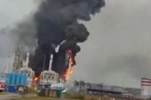 Máy bay không người lái Ukraine đe dọa nhà máy điện hạt nhân Nga