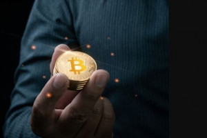 Bitcoin thủng đáy 1 tháng: Chuyên gia chỉ ra ‘chiếc phao’ tâm lý chỉ với một tờ giấy ghi nhớ