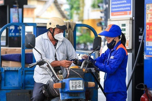 Giá xăng dầu đồng loạt tăng