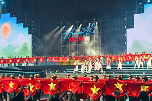 Nhận vé miễn phí concert quốc gia tại Mỹ Đình ngày 1/9 lúc nào, ở đâu?