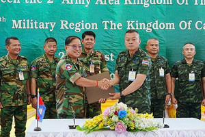 Campuchia - Thái Lan ký 11 cam kết hạ nhiệt căng thẳng biên giới