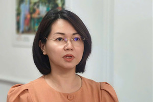 Khởi tố, bắt Cục trưởng Cục An toàn thực phẩm Trần Việt Nga