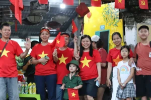 TPHCM thưởng 5 triệu đồng cho phụ nữ sinh đủ 2 con trước tuổi 35
