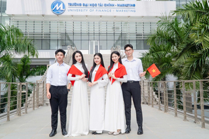 Dịp Quốc khánh 2/9, loạt trường đại học gửi quà 100.000 đồng tới sinh viên