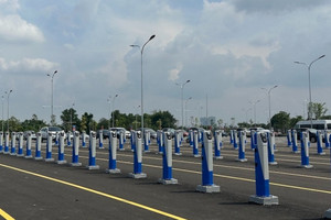 Quy mô trạm sạc lớn nhất Việt Nam vừa đi vào hoạt động tại Hà Nội gây choáng ngợp