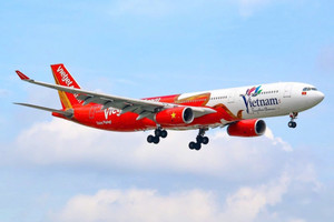 Vietjet (VJC) bứt phá mạnh mẽ trong 6 tháng đầu năm 2025