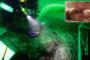 Phát hiện ngôi làng cổ 8.500 năm tuổi chìm sâu dưới biển nhưng vẫn còn nguyên vẹn, khiến giới khảo cổ kinh ngạc