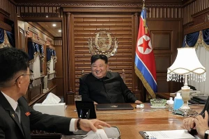 Chủ tịch Triều Tiên Kim Jong Un đi tàu hỏa đến Trung Quốc