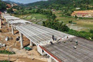 Chỉ ít tháng nữa, cao tốc 23.000 tỷ rút ngắn nửa thời gian kết nối Thủ đô với tỉnh giáp Trung Quốc sẽ thông xe