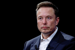Elon Musk cảnh báo toàn bộ châu Âu sẽ ‘biến mất’